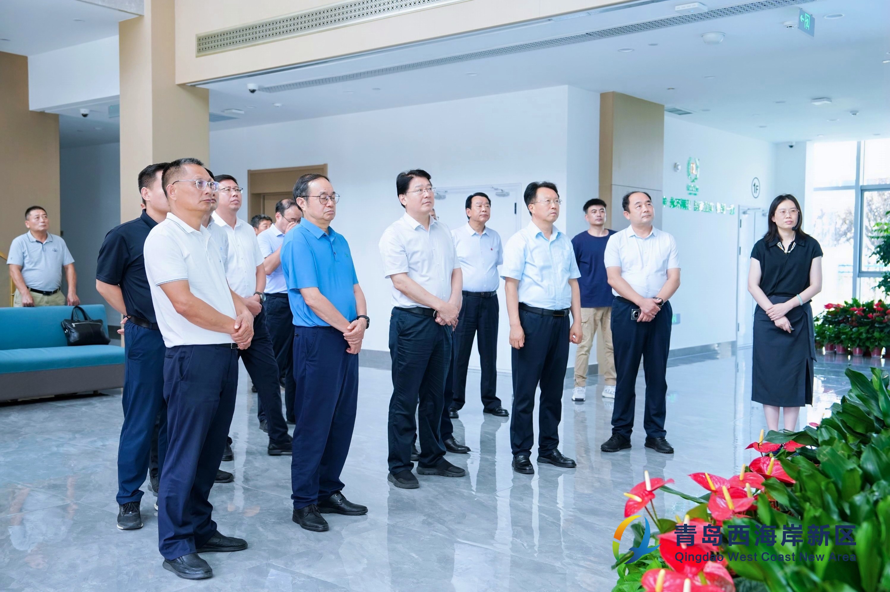 青島市“十五五”種業(yè)發(fā)展規(guī)劃暨青島國際種都建設研討會 與會領導、專家蒞臨集團青島供應鏈基地考察